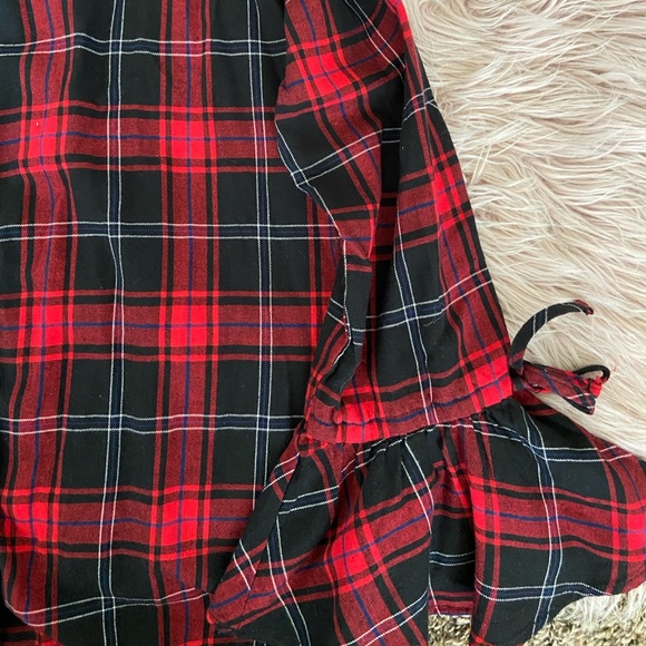 Red and Green Bell Sleeve Flannel - Picture 8 of 9